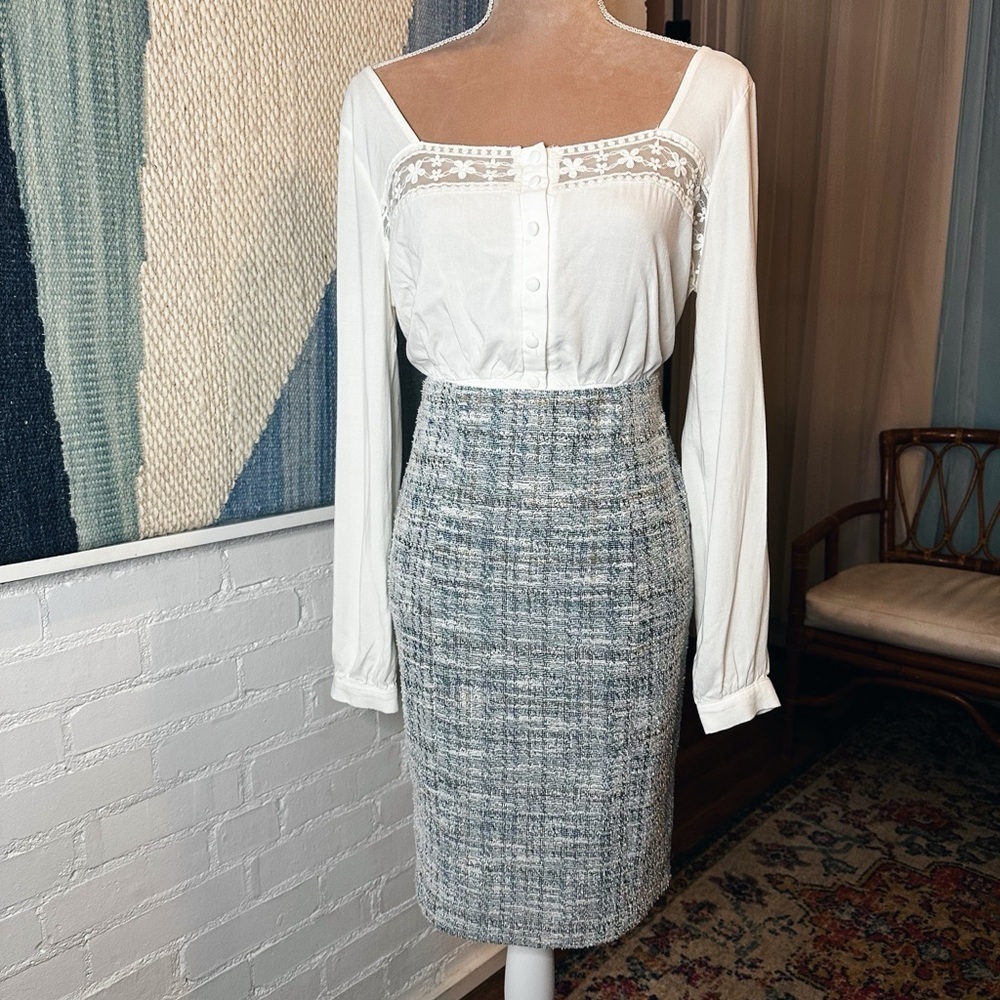 Kate Kasin Blue and Cream Tweed Style Pencil Skirt